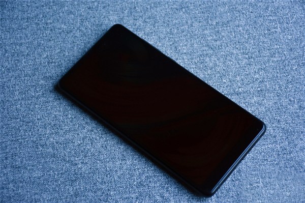 Xiaomi Mi Mix 2